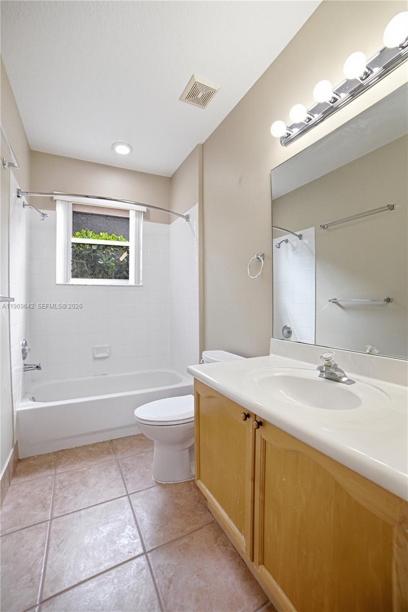 IRONHORSE PAR C - Residential