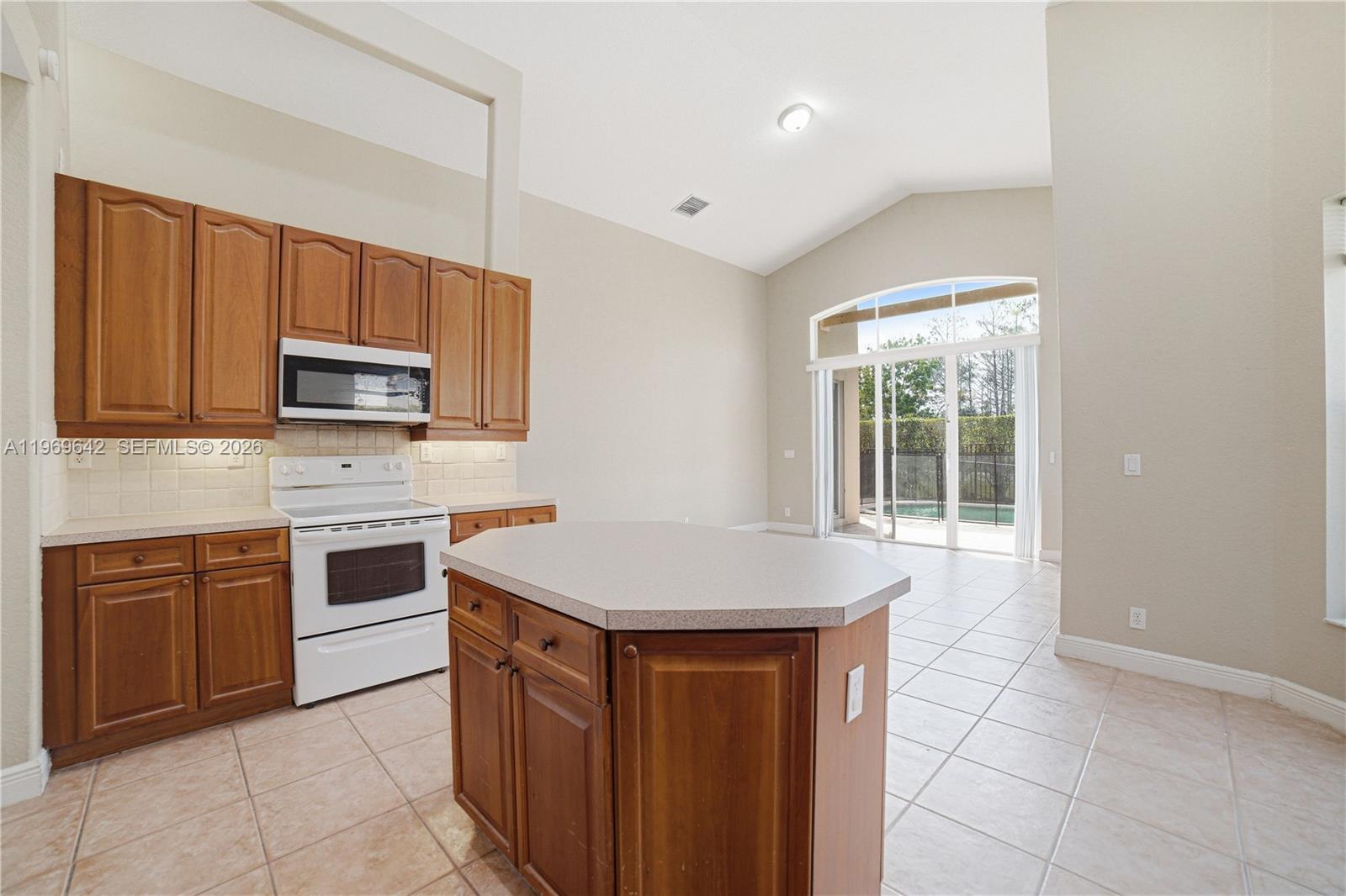 IRONHORSE PAR C - Residential