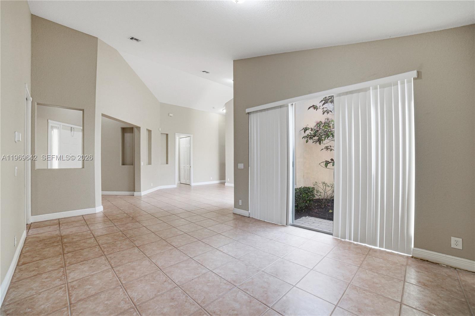 IRONHORSE PAR C - Residential