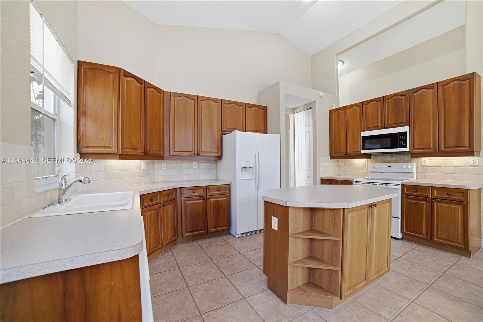 IRONHORSE PAR C - Residential