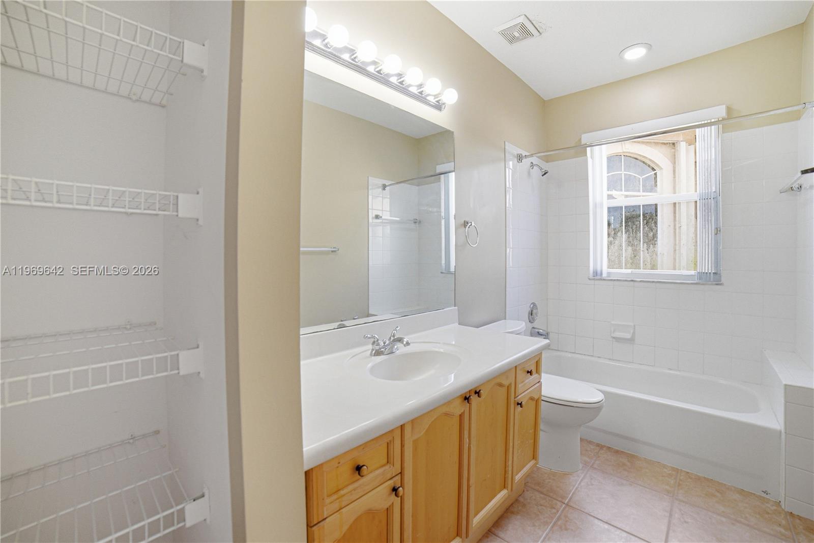 IRONHORSE PAR C - Residential