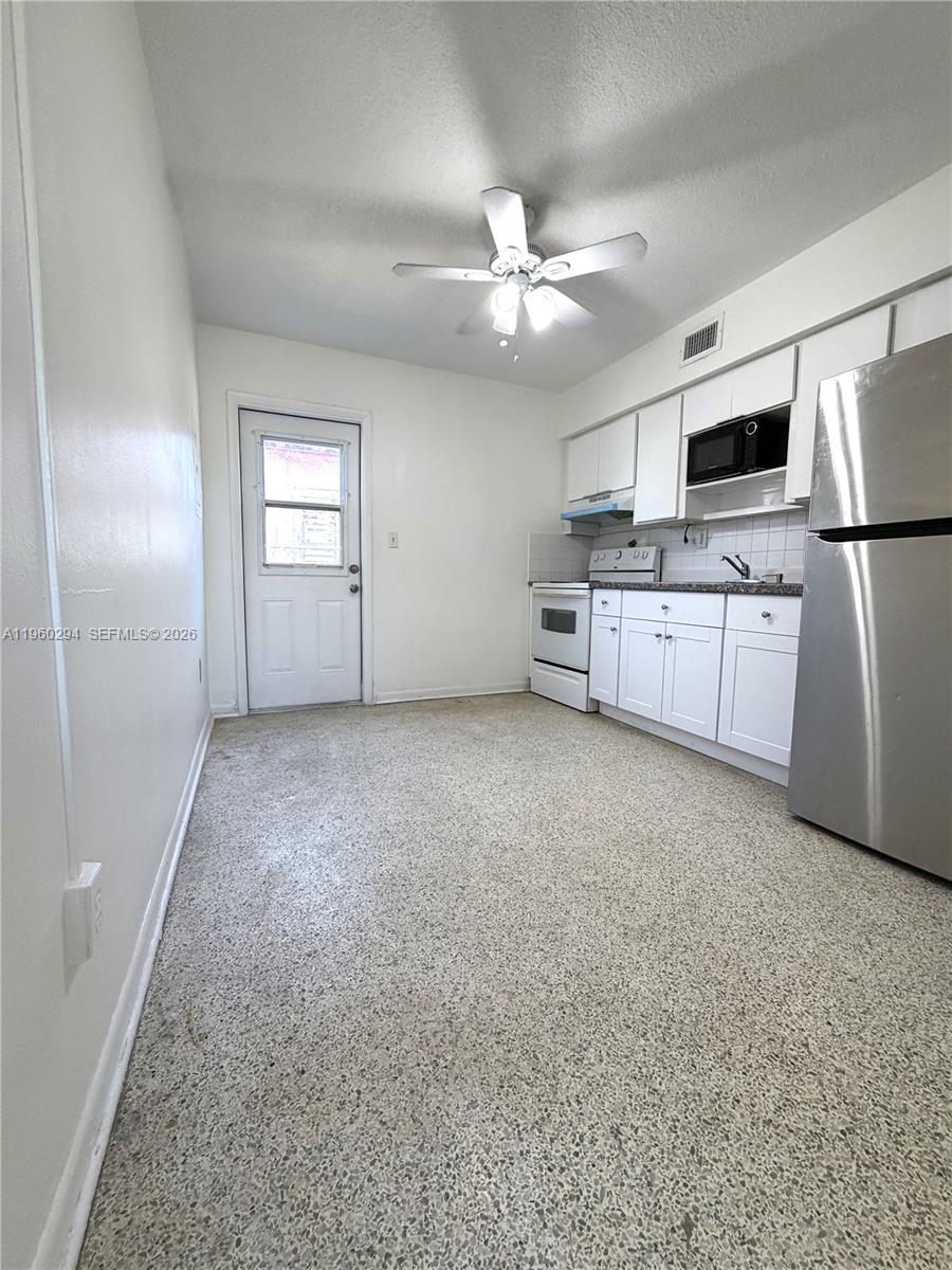 WATERMAN PARK - Residential Lease