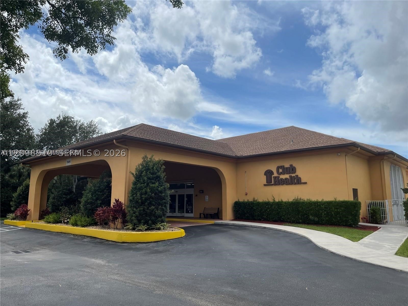 800 SW 142nd Ave 104N