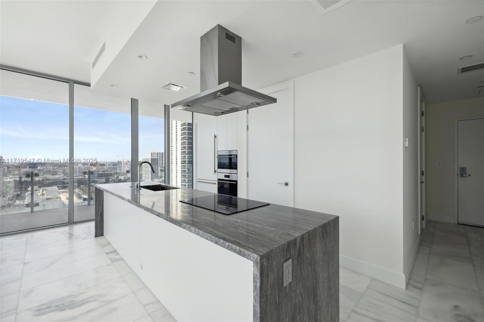 700 NE 26th Terr 2305