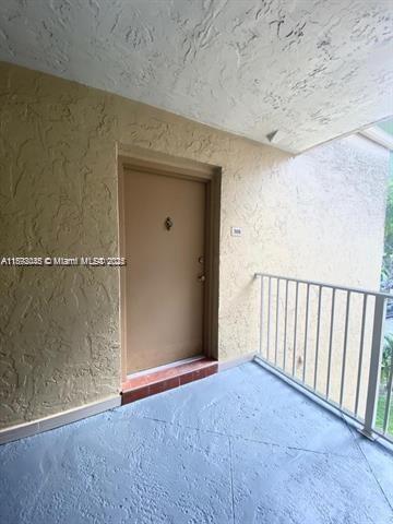 DORAL GARDENS II CONDO - Residential Lease