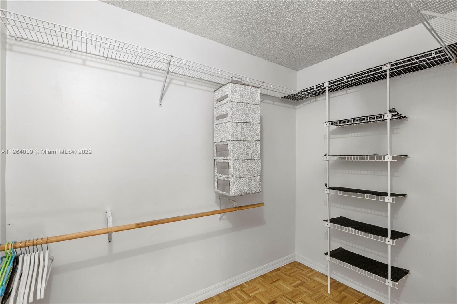 SHENANDOAH SEC 4 - Residential