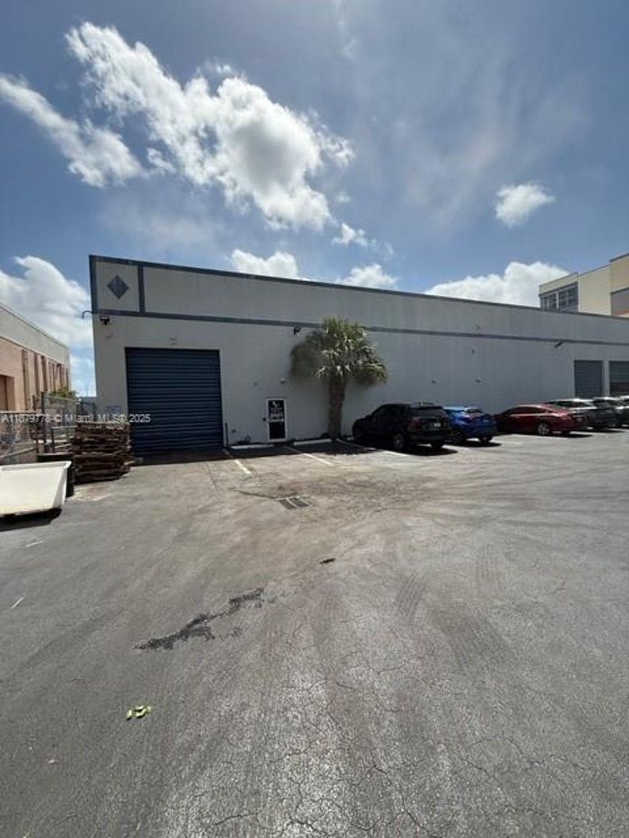 This is a unique opportunity to have a dock height warehouse with 20 feet ceiling heights. Currently use is a commissary with walk in coolers and freezers with cooled prep area. Unit has roll up doors and two access points for dock height. Units is 6,000 sf and can be expanded an additional 5,500 sf.  Property is located west of I-95 at the exit ramp with easy access for trucks.  Landlord is willing to remove coolers/freezers if tenant requires a dry flex warehouse. Flexible leasing terms. Utilities such as water, garbage and electricity are not included and tenant will be required to acquire its own accounts.  Move in requirement is first month rent is $14,500.00 and two months security  $29,000.00