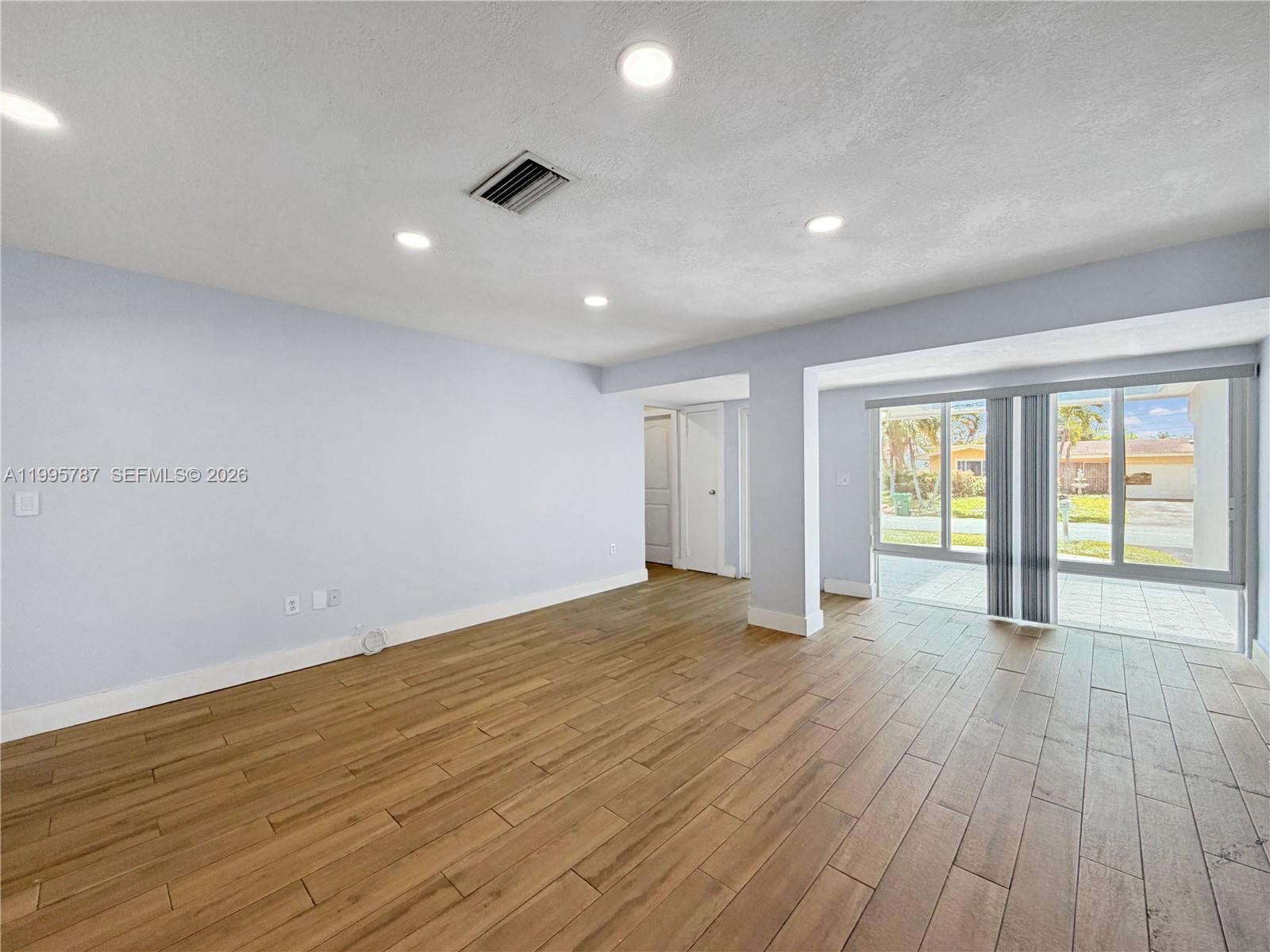 MIRAMAR ISLES SECTION 8 - Residential Lease