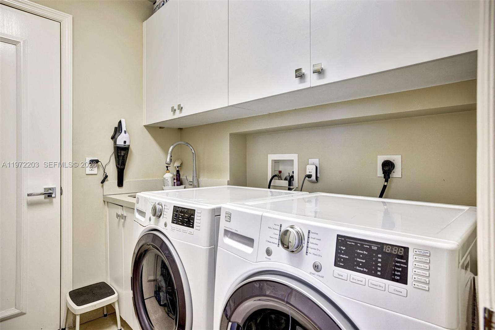 ATLANTIC I AT THE POINT C - Residential