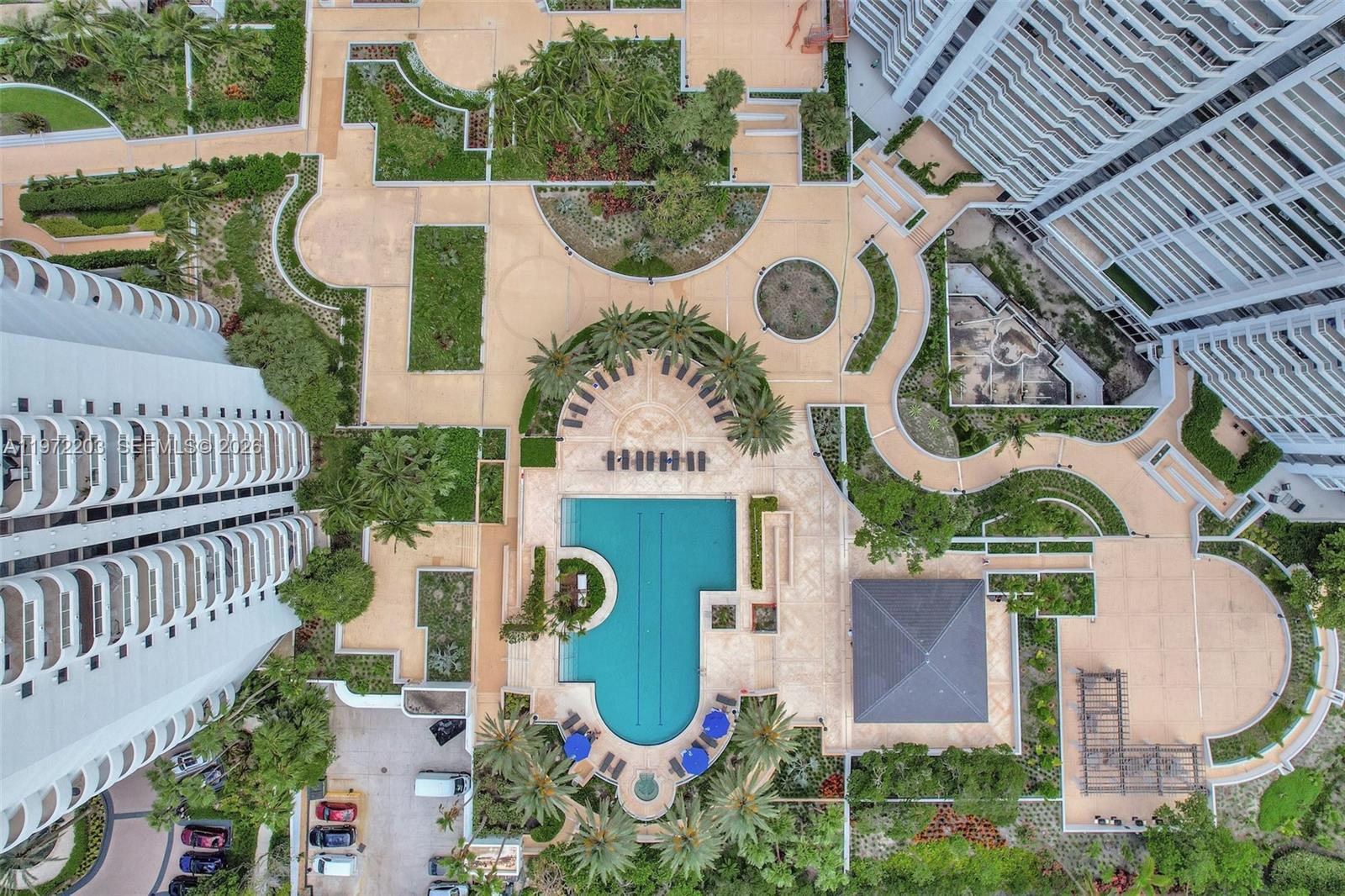 ATLANTIC I AT THE POINT C - Residential