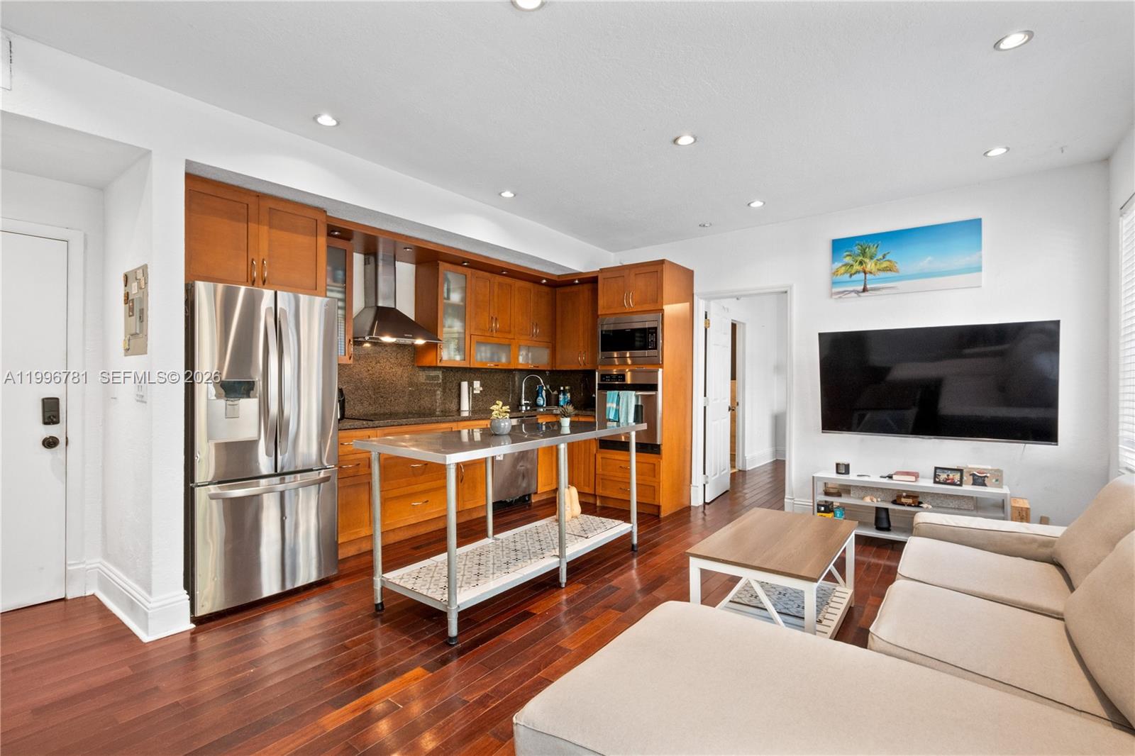 1027 Pennsylvania Ave 102