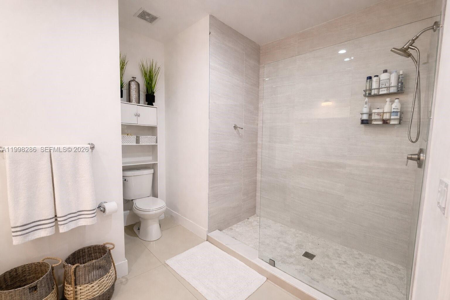 GOLDEN GLADES PARK - Residential