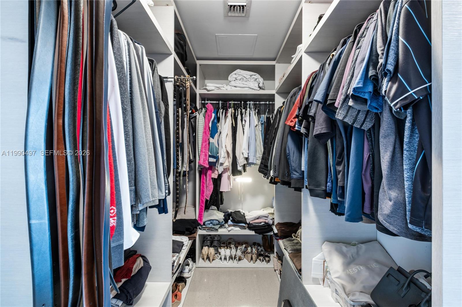 REACH CONDO - Residential