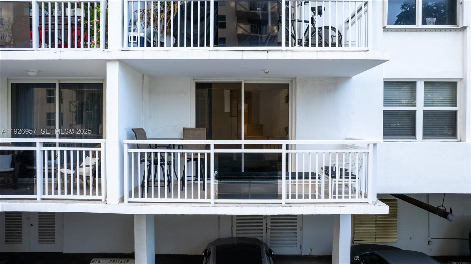 PLAZA TOWERS SOUTH CONDO - Residential