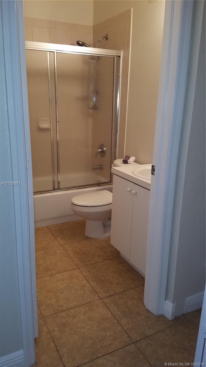 BELLAGIO AT VIZCAYA - Residential Lease