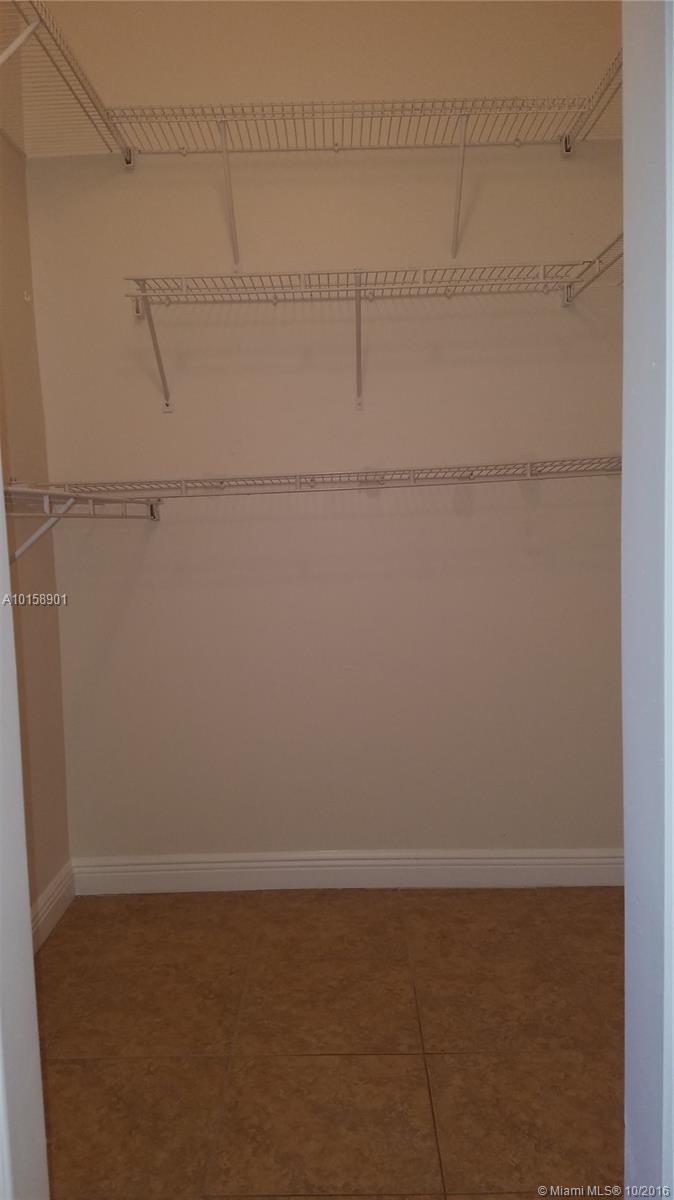 BELLAGIO AT VIZCAYA - Residential Lease