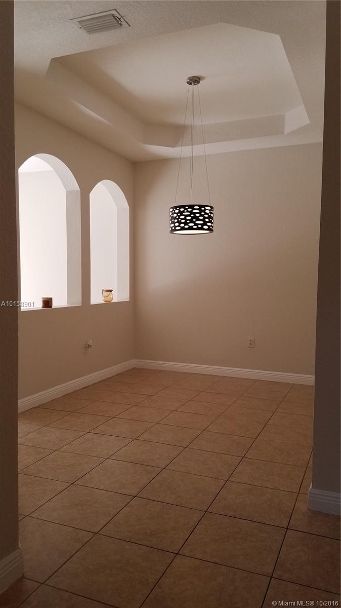 BELLAGIO AT VIZCAYA - Residential Lease