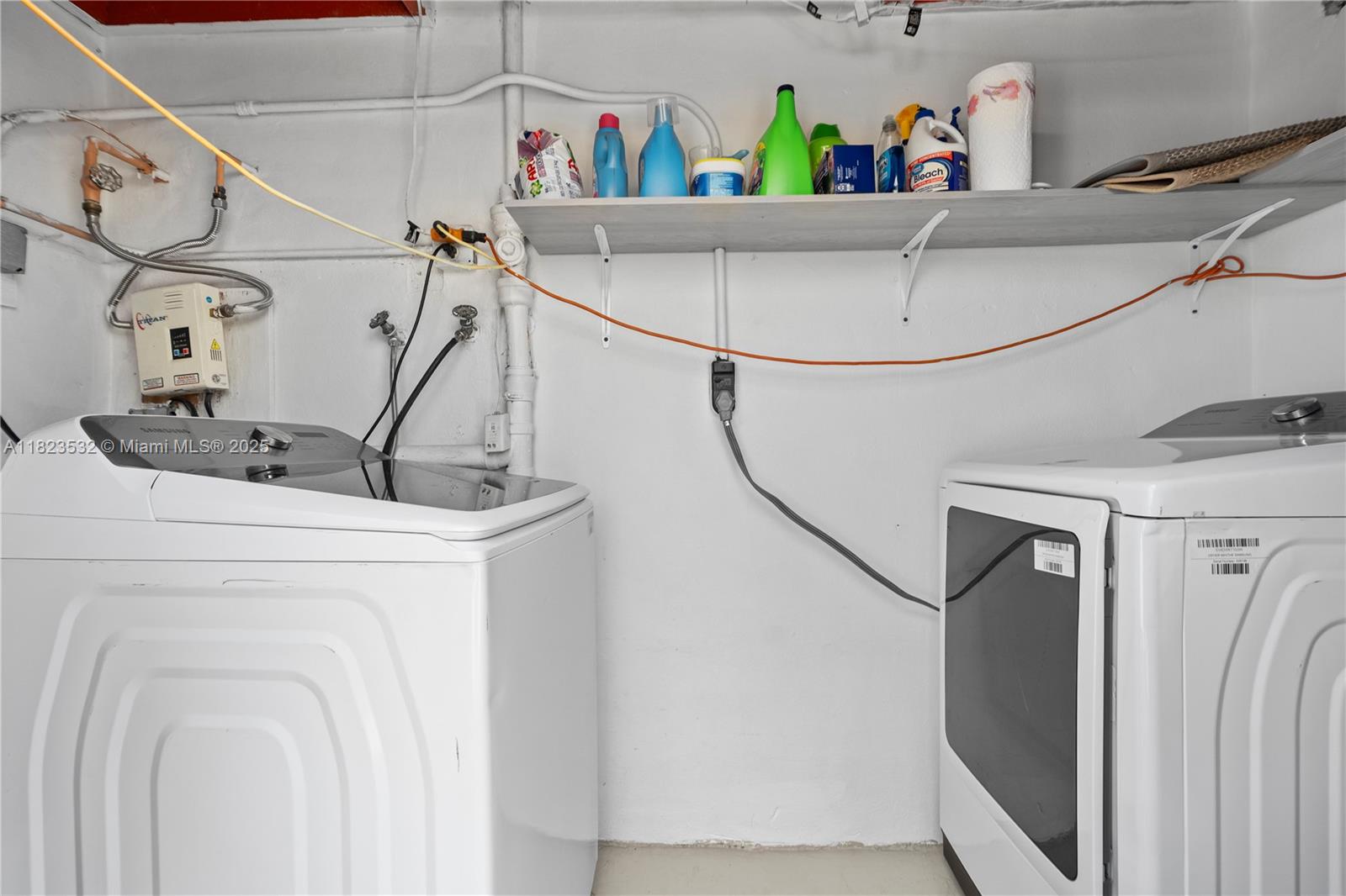 CAPSON MANOR - Residential