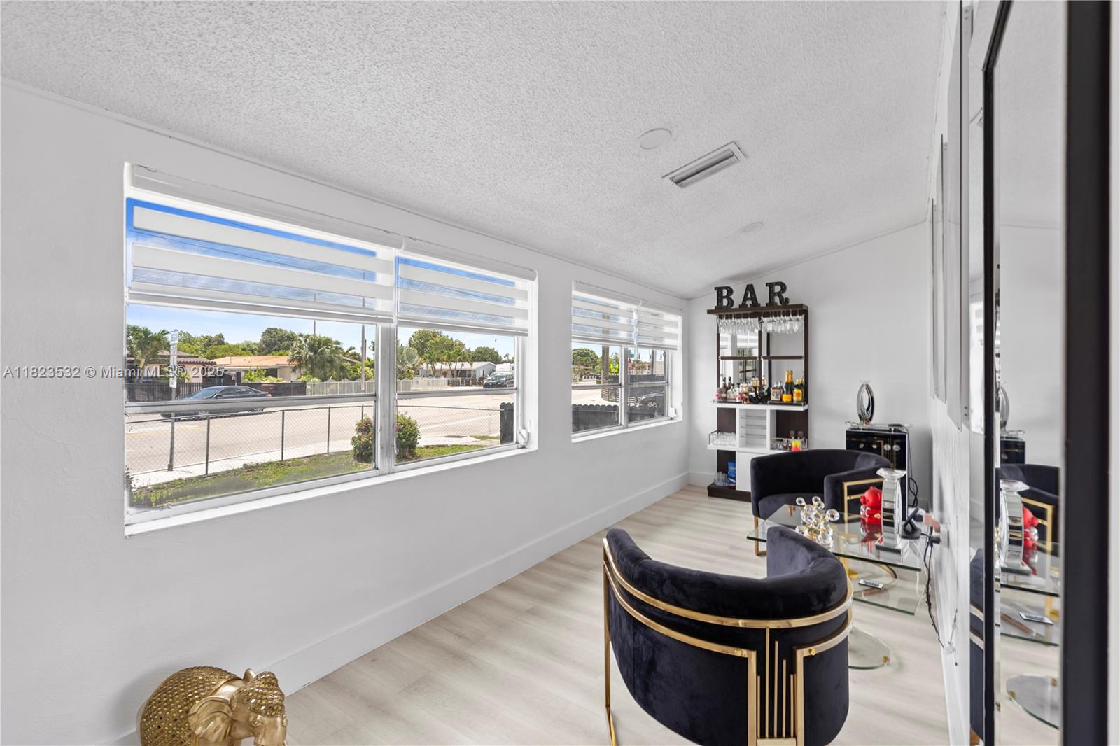 CAPSON MANOR - Residential