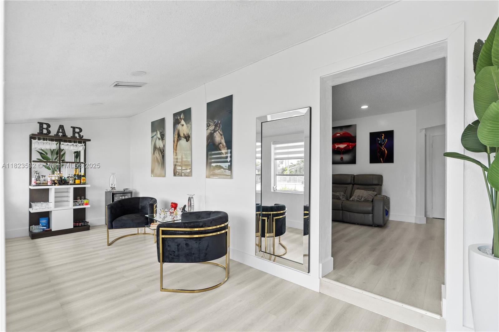 CAPSON MANOR - Residential