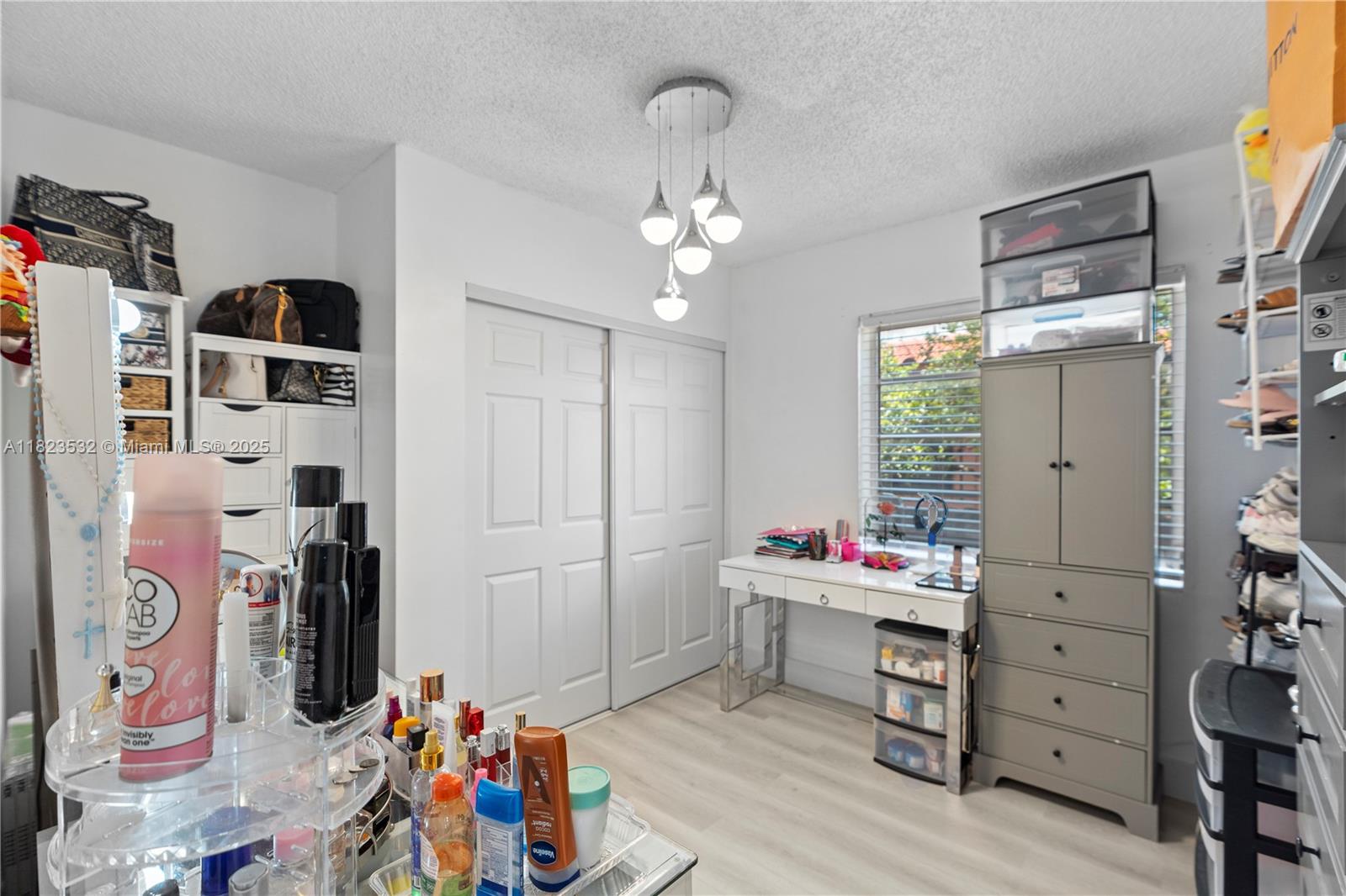 CAPSON MANOR - Residential