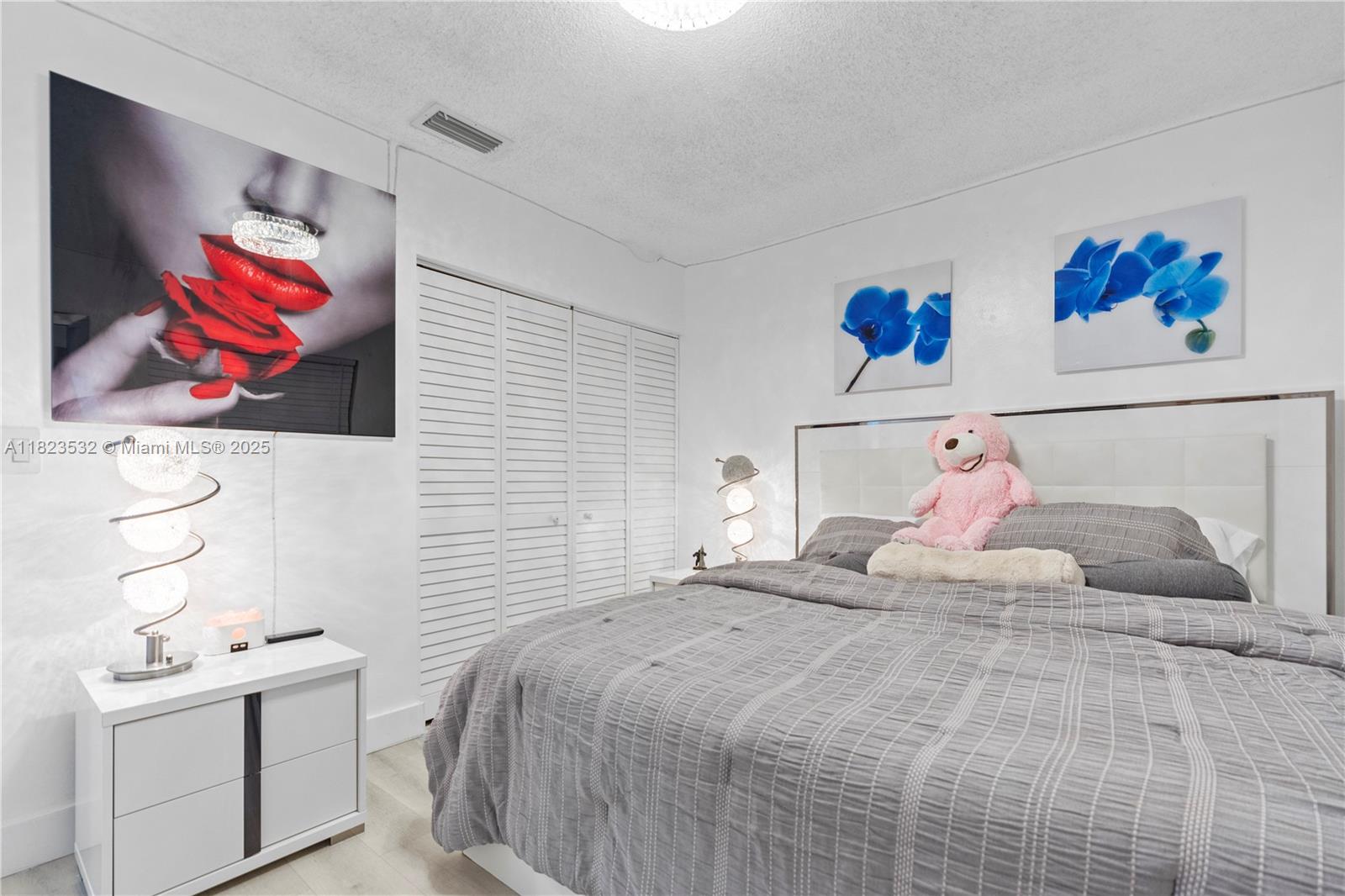 CAPSON MANOR - Residential