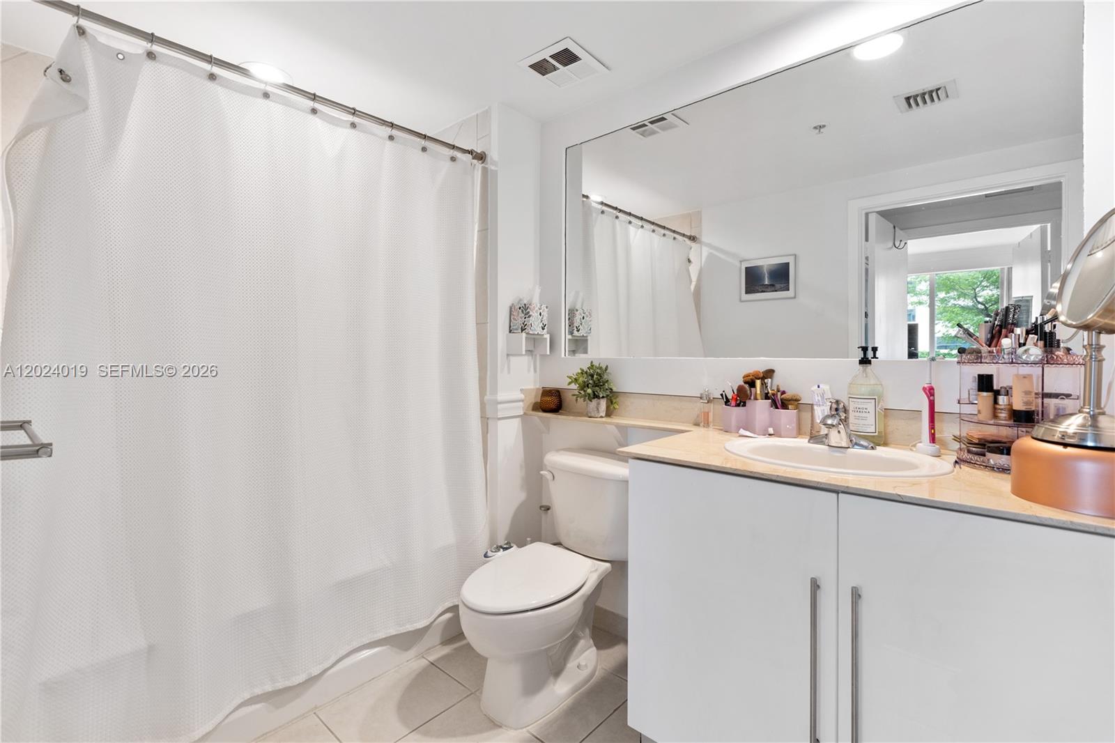 335 S Biscayne Blvd 802
