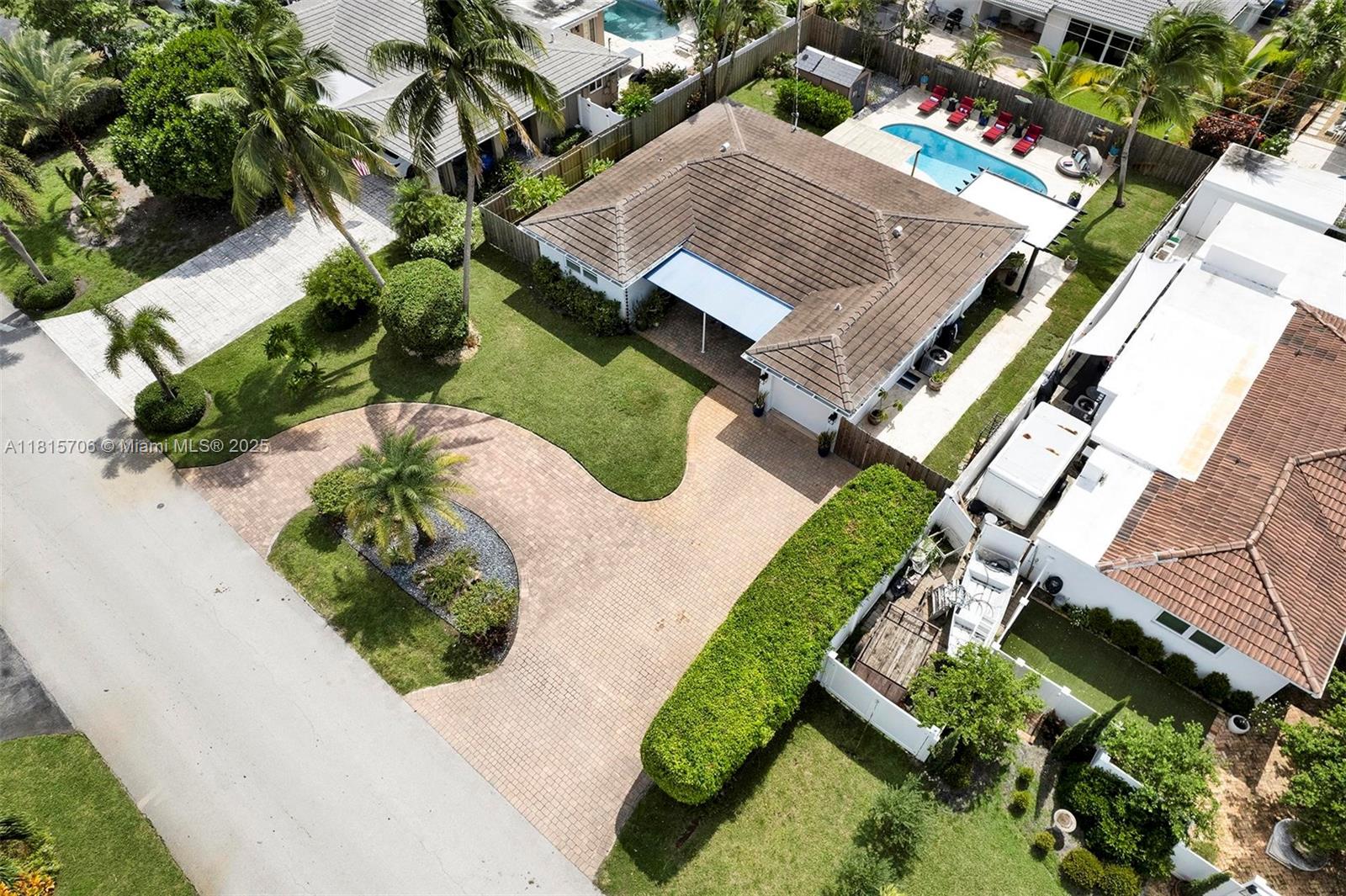 CORAL HEIGHTS SEC 2 - Residential Lease