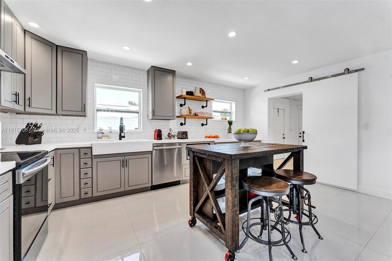 CORAL HEIGHTS SEC 2 - Residential Lease