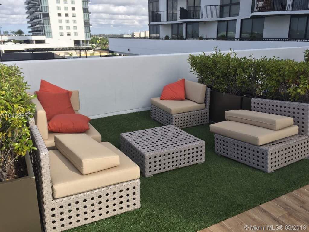 5252 PASEO CONDO - Residential Lease