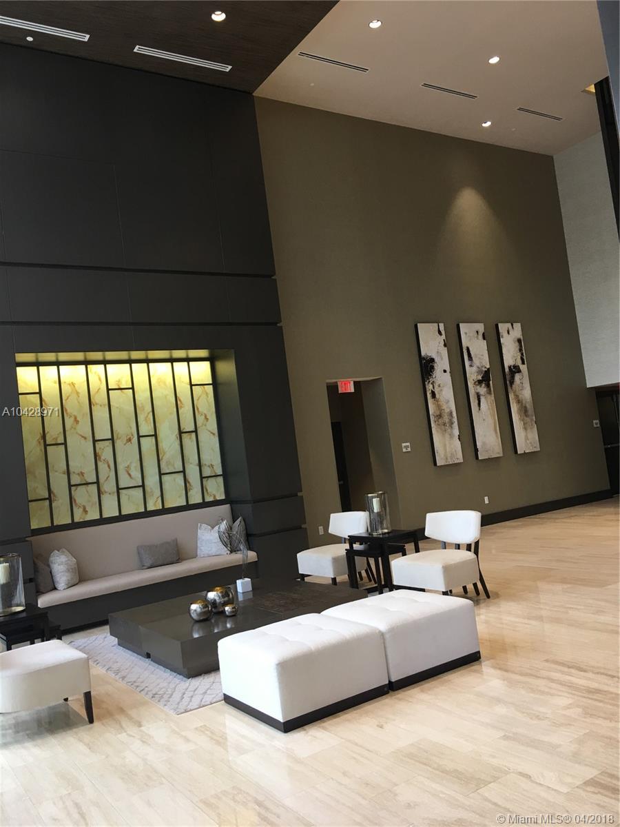 5252 PASEO CONDO - Residential Lease