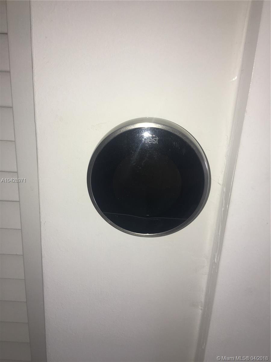 5252 PASEO CONDO - Residential Lease