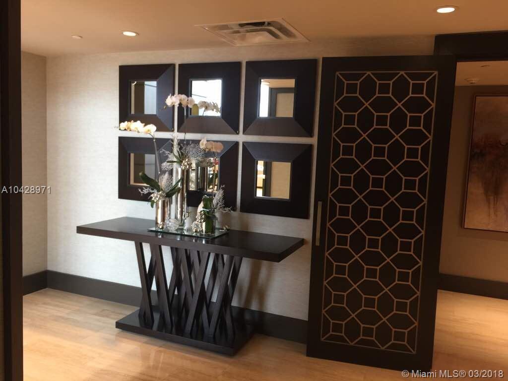 5252 PASEO CONDO - Residential Lease