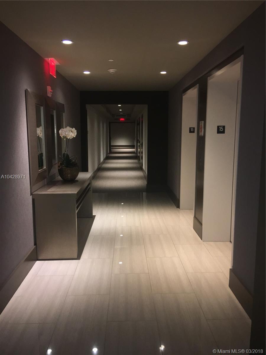 5252 PASEO CONDO - Residential Lease