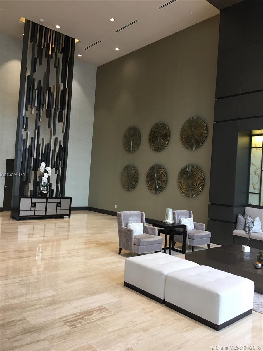 5252 PASEO CONDO - Residential Lease