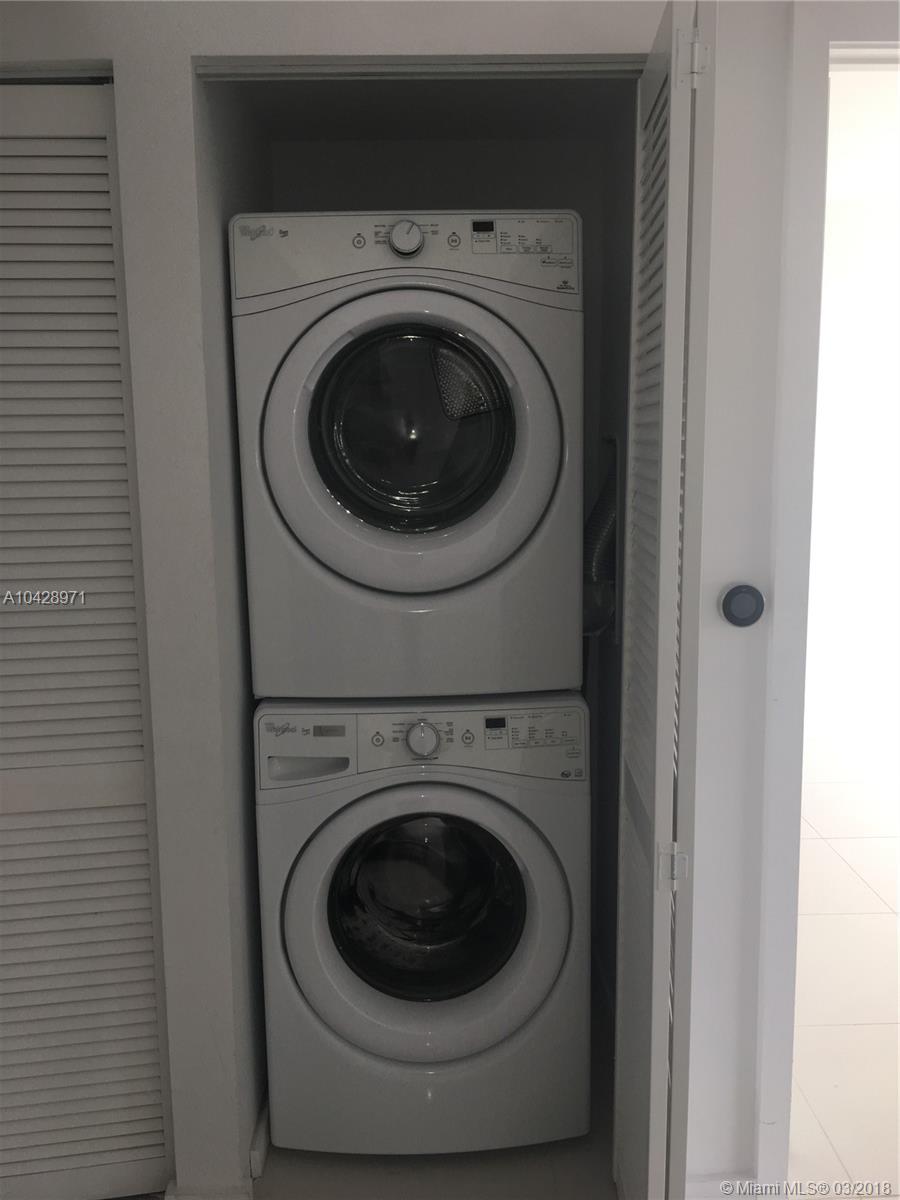 5252 PASEO CONDO - Residential Lease