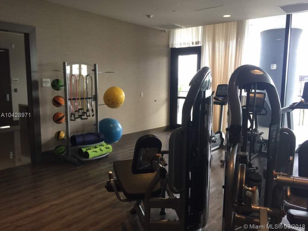 5252 PASEO CONDO - Residential Lease