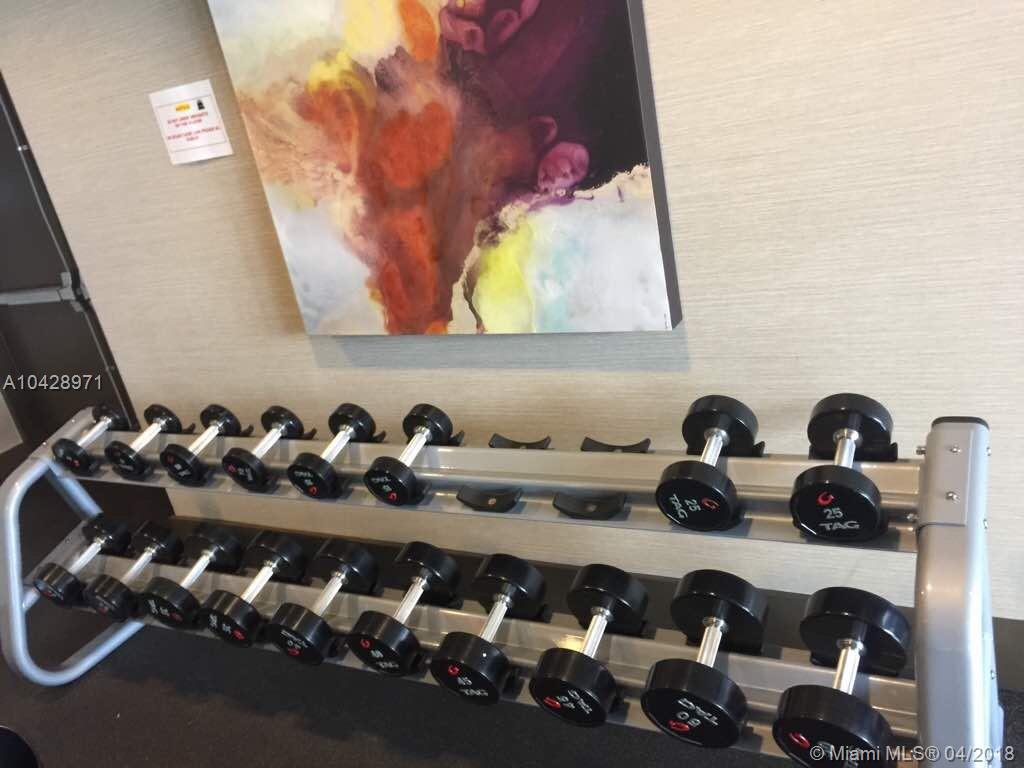 5252 PASEO CONDO - Residential Lease