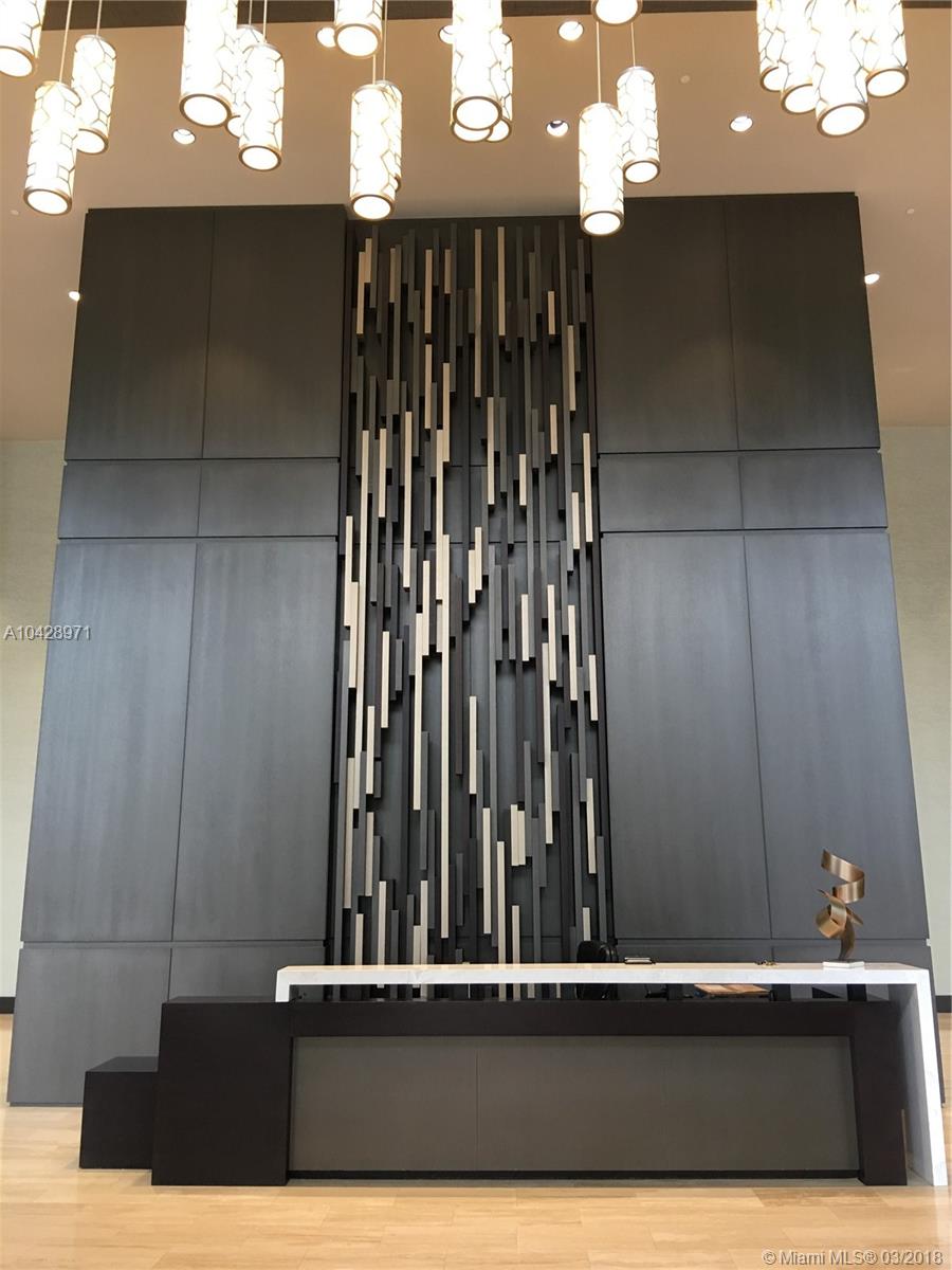 5252 PASEO CONDO - Residential Lease