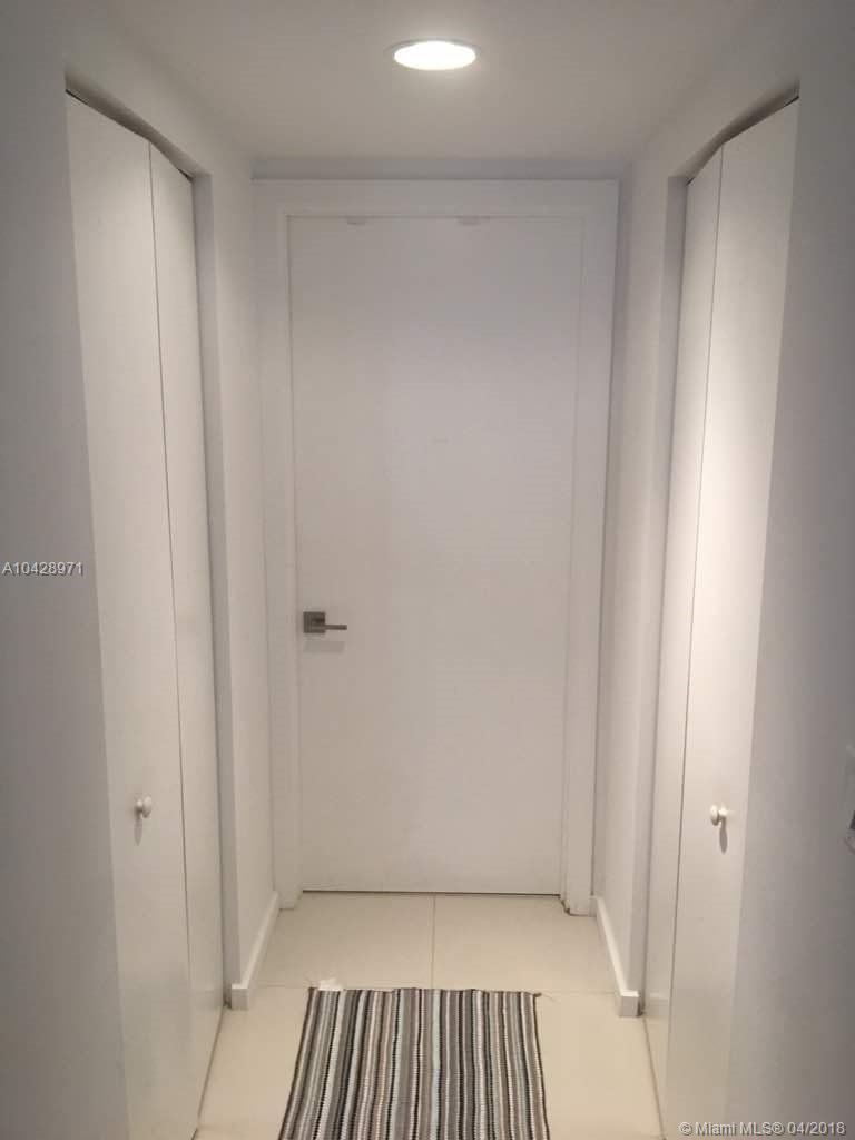 5252 PASEO CONDO - Residential Lease