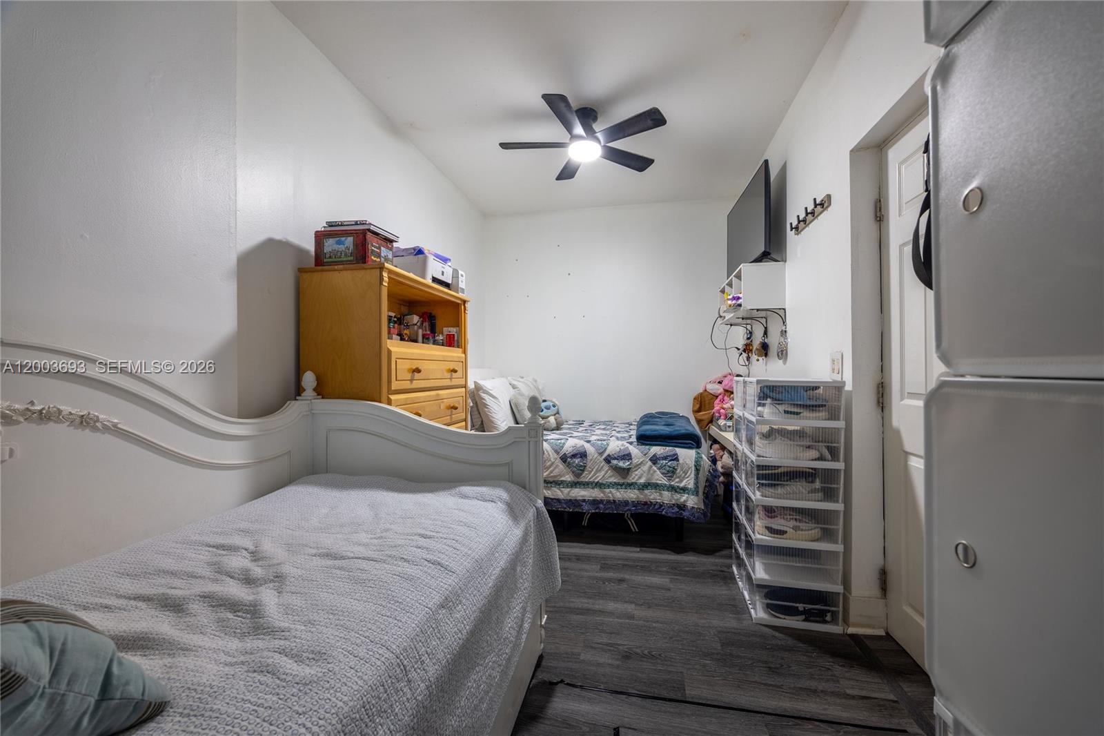 HOLLYWOOD PARK - Residential Income