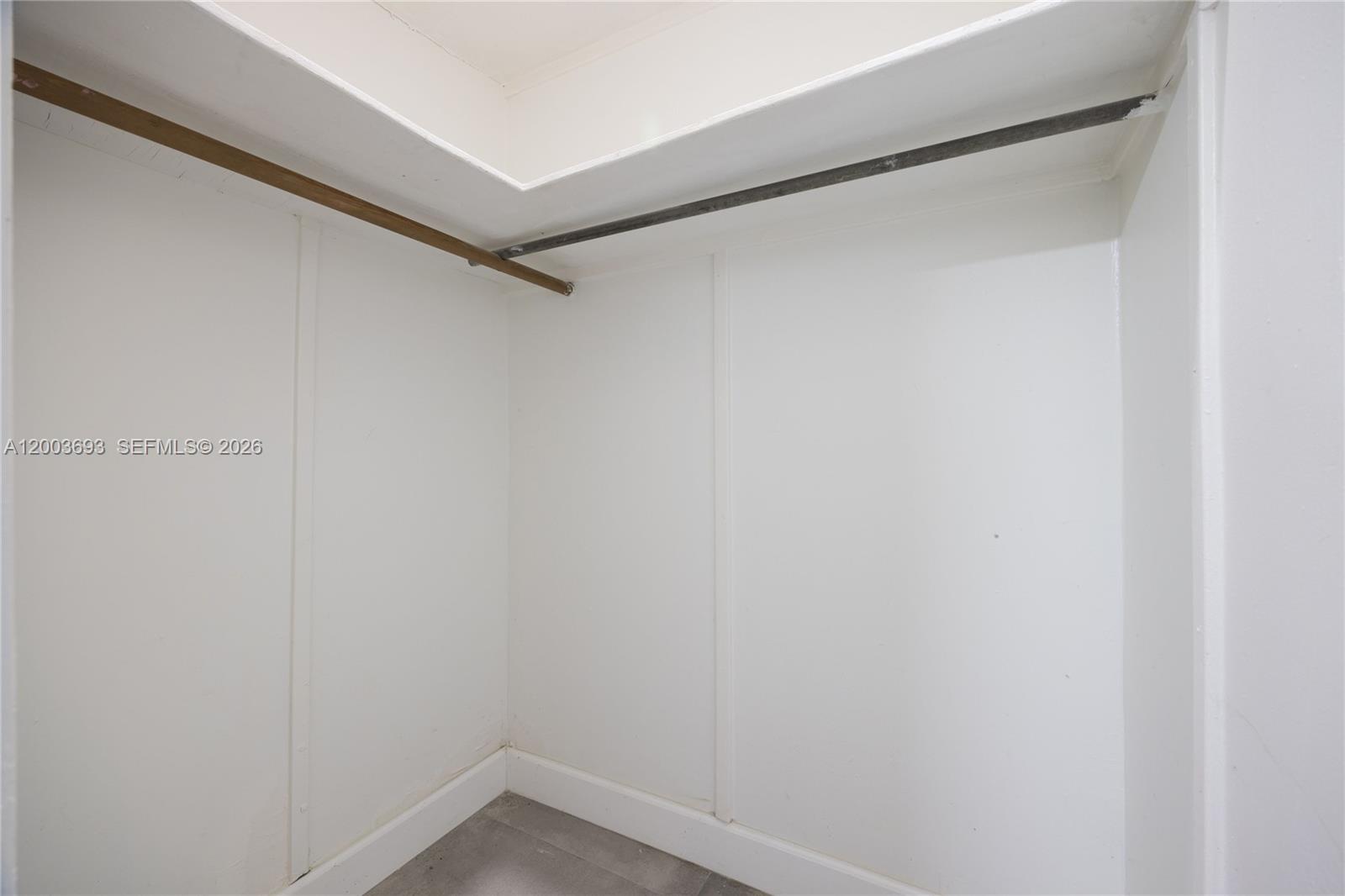 HOLLYWOOD PARK - Residential Income