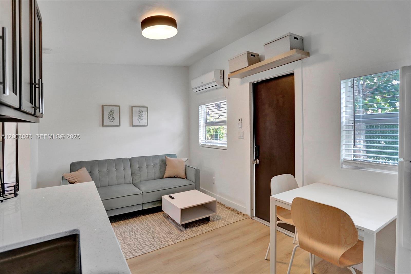 HOLLYWOOD PARK - Residential Income