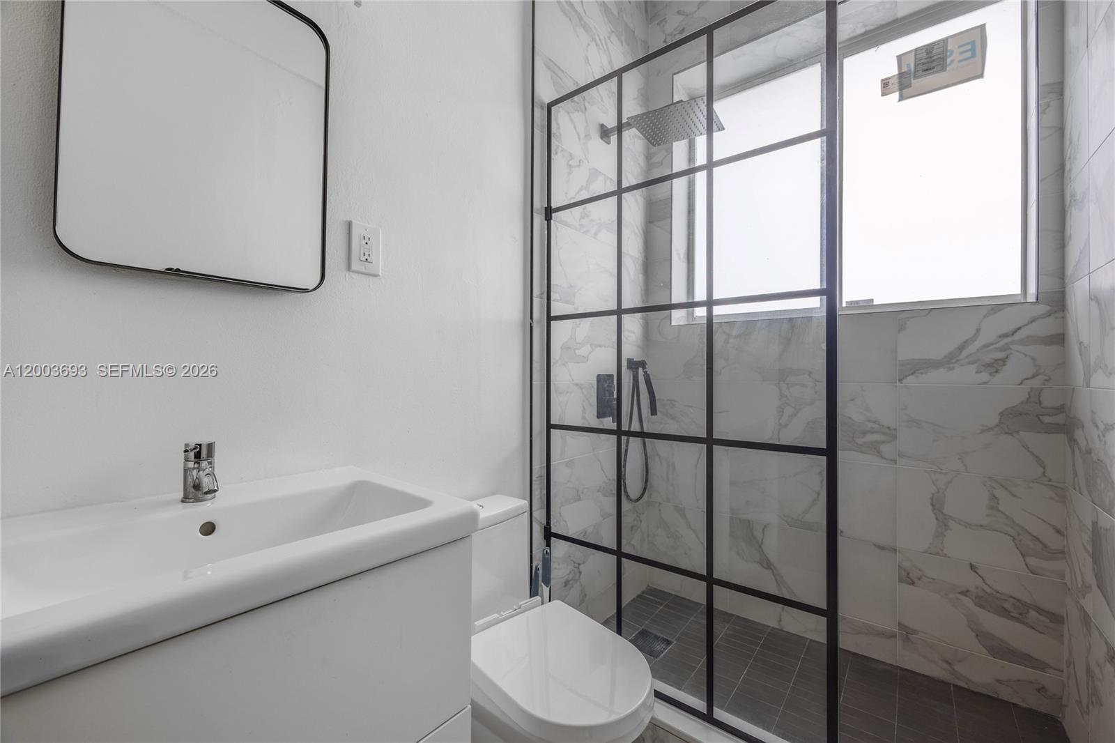 HOLLYWOOD PARK - Residential Income