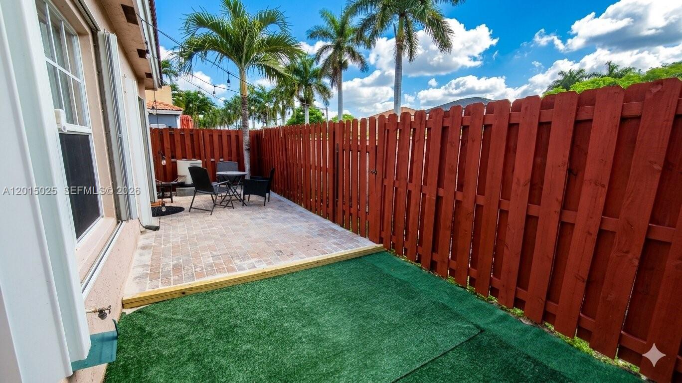 FOREST LAKES COUNTRY GARD - Residential