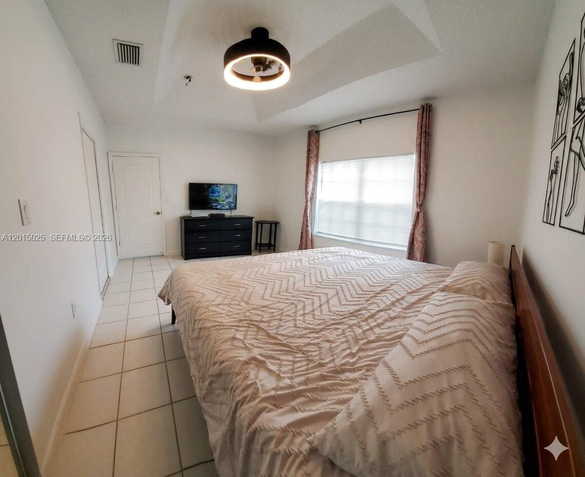 FOREST LAKES COUNTRY GARD - Residential