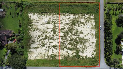 238th ST SW 213th PL Miami FL 33031