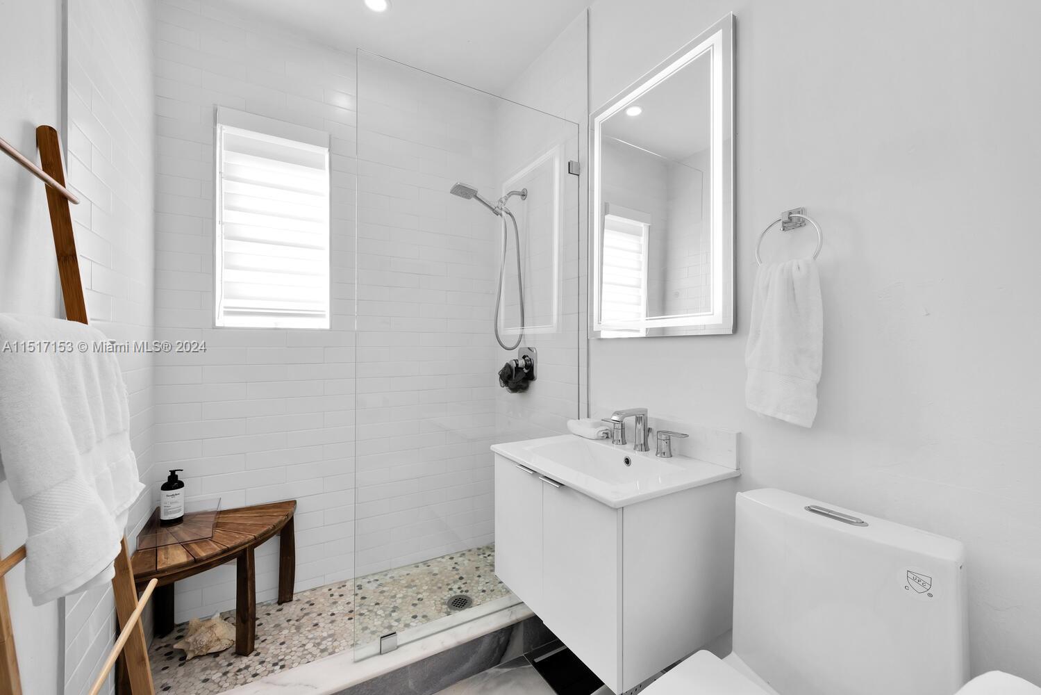 PATHWAYS CONDO - Residential Lease