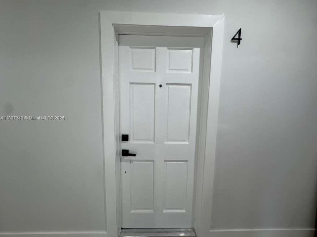 BEACON MANOR - Residential Lease