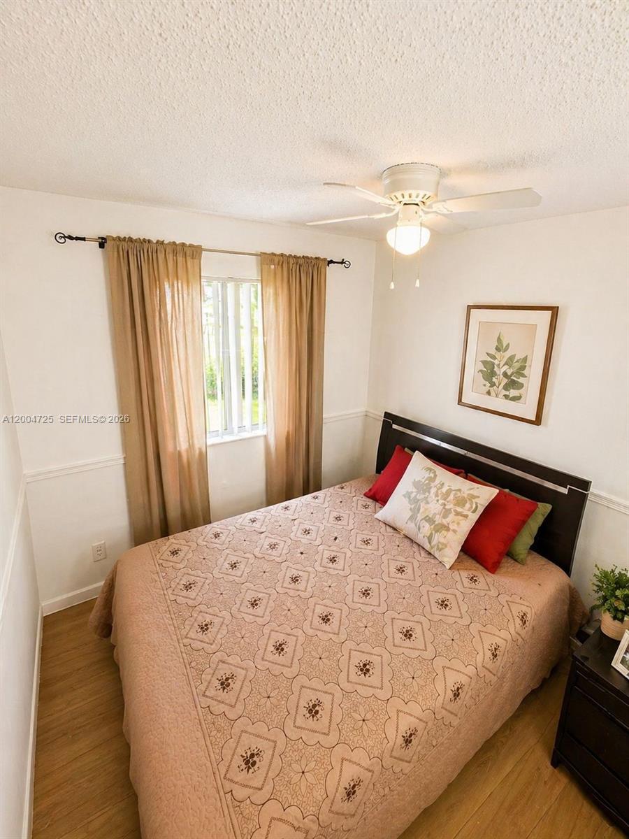 TOWNHOMES OF ORIOLE II - Residential